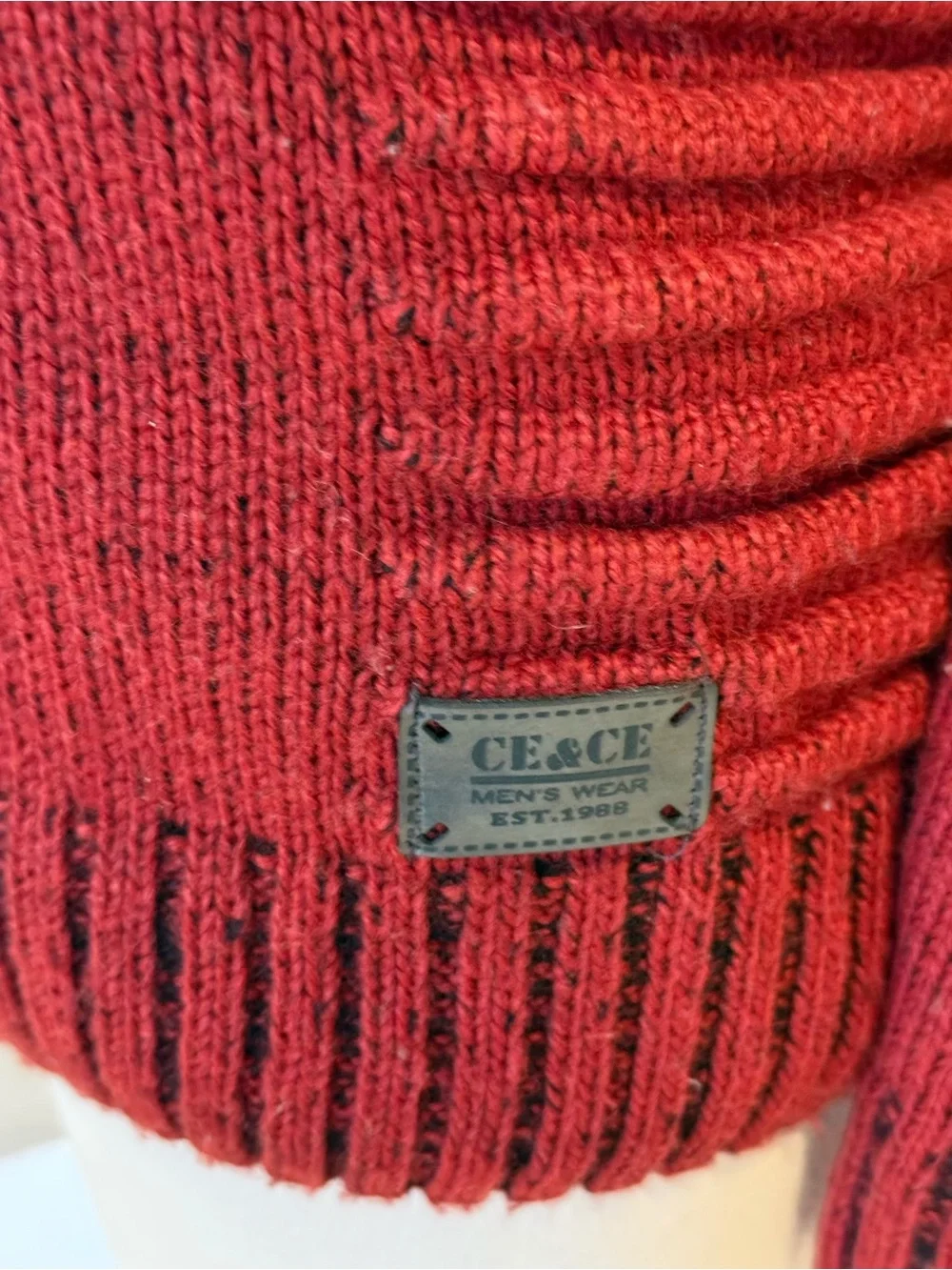 CE & CE Rust Red Textured Knit Pullover Sweater Size Medium